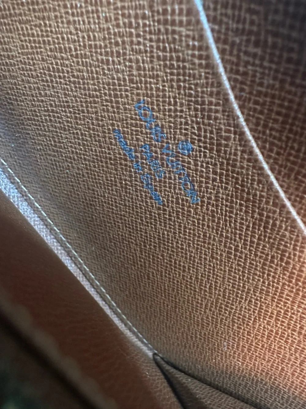 Louis Vuitton Monogram Canvas Zippy Wallet-AS IS